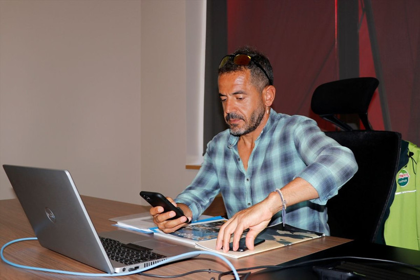 Müdür işten eve uçarak gidiyor Muğla'da 'Yarasa Adam' deyince herkes tanıyor! - Resim: 2