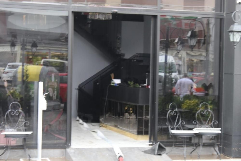 Ankara'da sağanak sonrası iş yerlerini su bastı! Zararları 4 milyon TL itfaiyeye isyan ettiler - Resim: 2