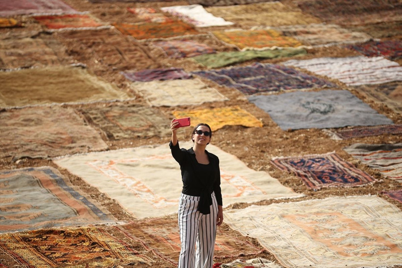 Antalya'dan ABD'ye satılıyor fiyatı 300 bin doları buluyor halı tarlası - Resim: 2