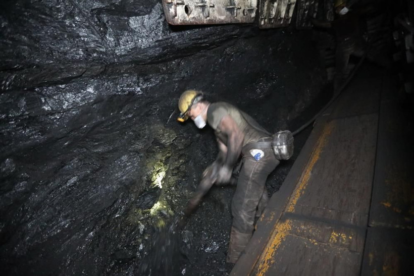 Çinli ekip Zonguldak'ta yaptı 3 buçuk yıl sürdü! Bir saatte 500 ton kömür üretme kapasitesi - Resim: 4