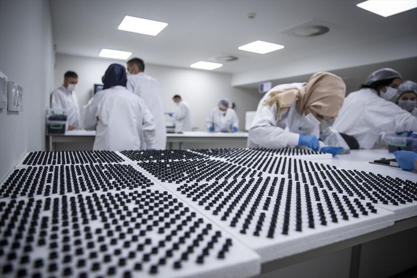 Kovid-19'u 10 saniyede tespit eden yerli testin seri üretimi başladı - Resim: 2