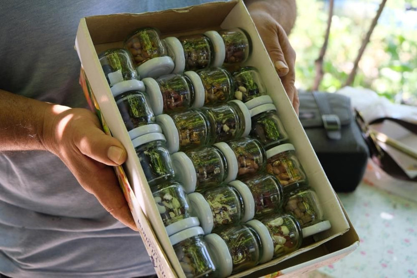 Ömrünü bu işe adadı bedavaya dağıtıyor! Duyan şehir dışından Manisa'ya geliyor - Resim: 2