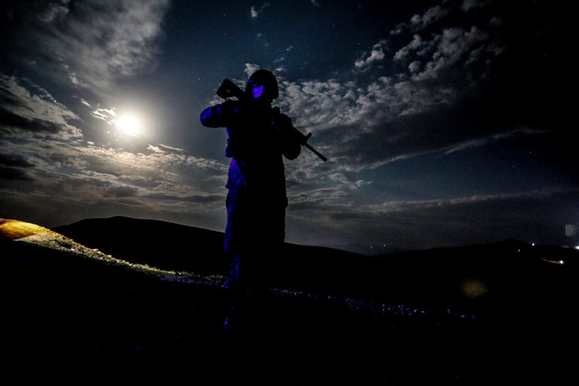 Güvenlik güçleri İran sınırında gece gündüz nöbette - Resim: 2