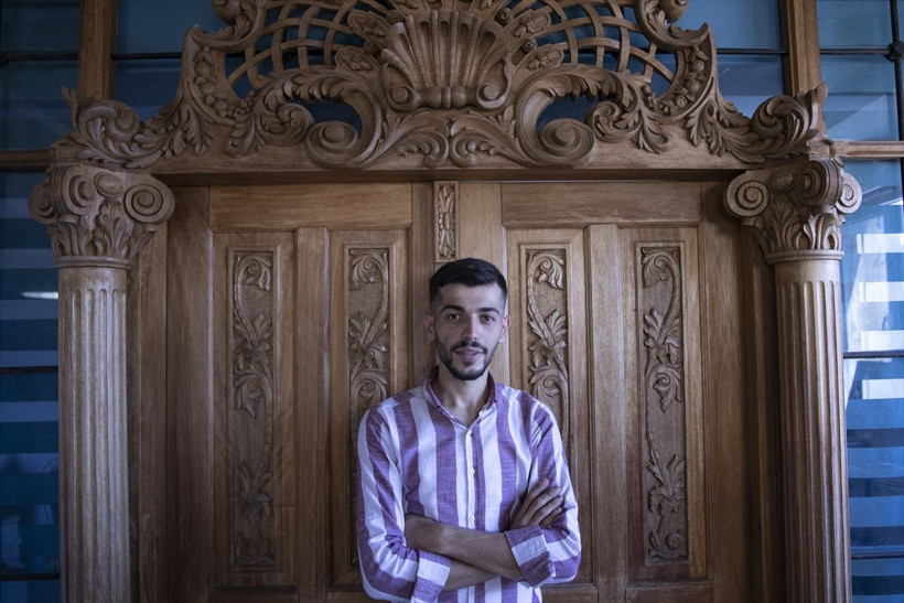 İzmir'de 22 yaşındaki genç üretti 11 ülke sıraya girdi! Cumhurbaşkanlığı Külliyesi'nde de kullanıldı - Resim: 1