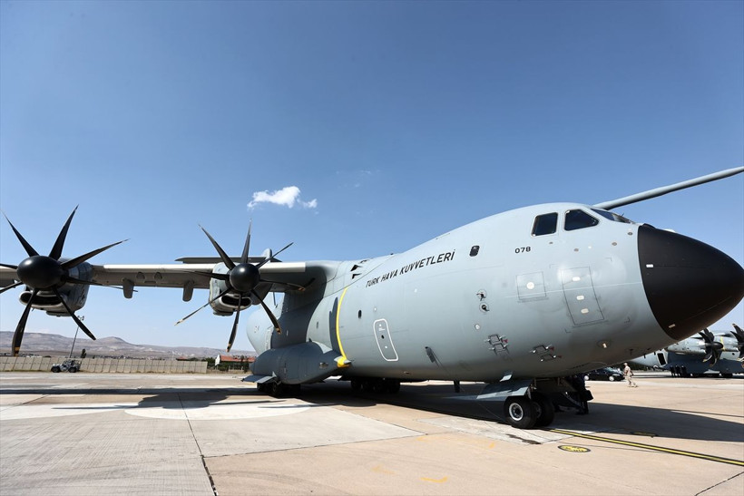 Hulusi Akar ve TSK komuta kademesi Koca Yusuf'un kokpitinde - Resim: 1