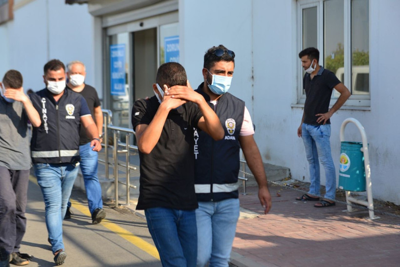 Adana'da ekmek kuyruğunda iki çocuk  kavga etti! 13 yaşındaki çocuğu öldürdü! - Resim: 4