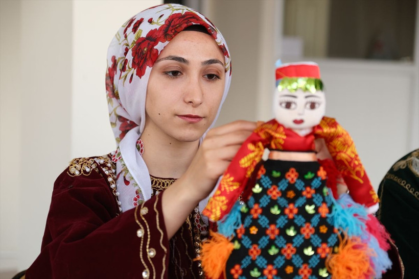 Sivas'ın tescilli bebekleri il dışından gelen vatandaşların dikkatini çekiyor - Resim: 4