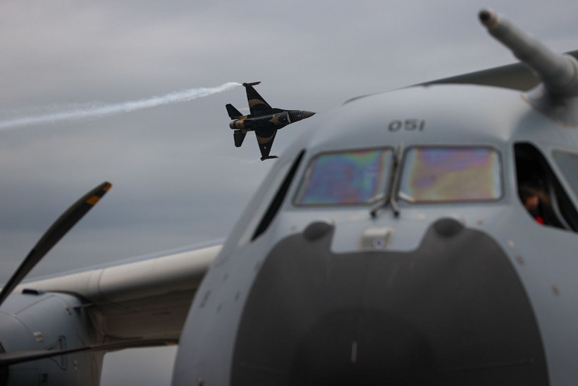 TEKNOFEST İstanbul'da nefes kesen anlar! SOLOTÜRK'ten muhteşem şov - Resim: 2