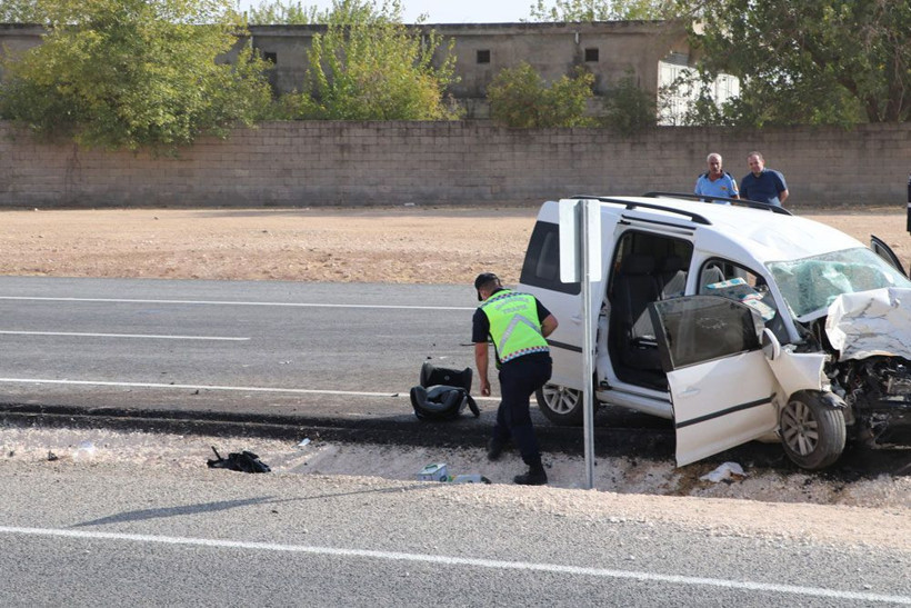 Gaziantep’te feci kaza! Traktör ikiye bölündü ölü ve yaralılar var - Resim: 3
