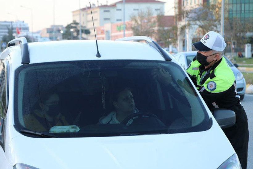 Güneş gözümü alıyor bahanesi kurtaramadı aracınız trafikten men edilebilir - Resim: 4
