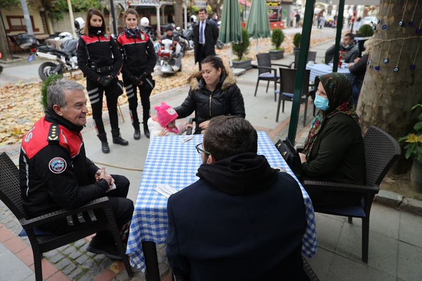 Edirneliler şaşkına döndü! Kask vardı gözlerinden tanıdılar - Resim: 2