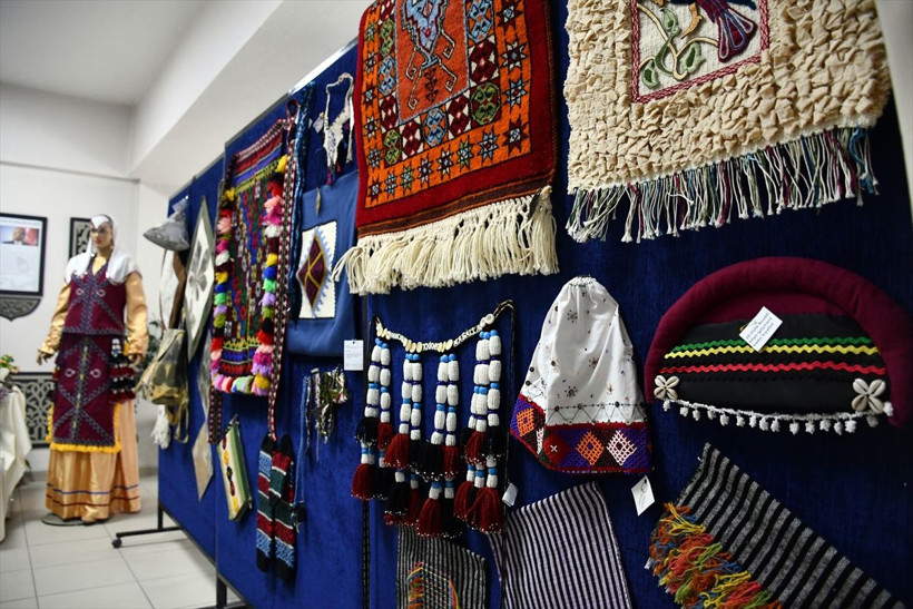 Sivas'ın kültürel değerleri geleneksel el sanatlarıyla yaşatılıyor - Resim: 3