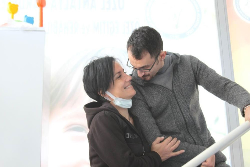 8 yıl önce kaza geçirdi yüzde 99 engelli oldu ne olduysa 5 ay önce oldu inanılmaz değişim - Resim: 2