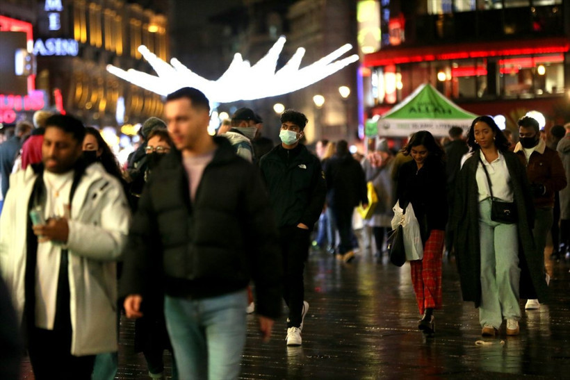 İngiltere'de gidişat kötü! Omicron varyantı 25 bin ila 75 bin ölüme neden olabilir - Resim: 3