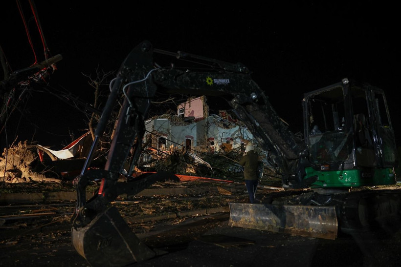 Amazon şirketi kasırgada çöken deposunda ölen çalışanları nedeniyle eleştiriliyor - Resim: 2