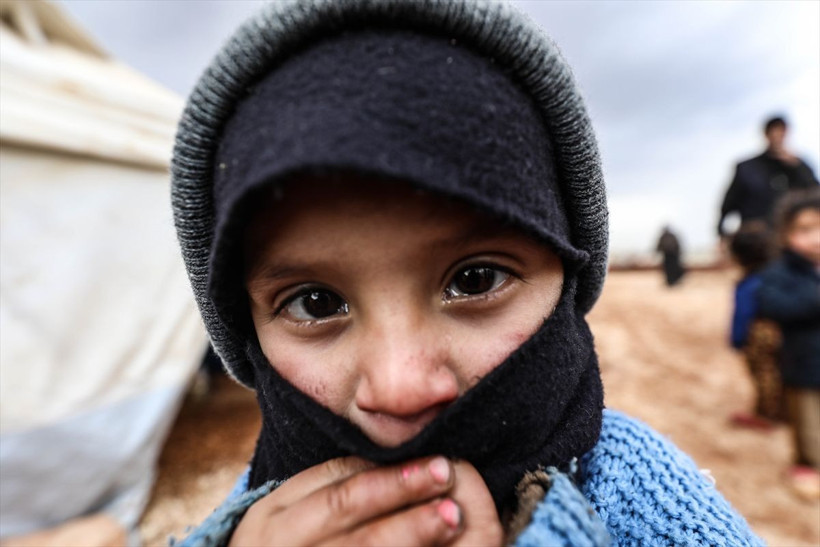 İdlib sefaletin dibinde çadır kentler sular altında - Resim: 4