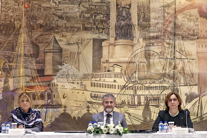 Hazine ve Maliye Bakanı Nebati, iş dünyasının kadın temsilcileriyle bir araya geldi - Resim: 1