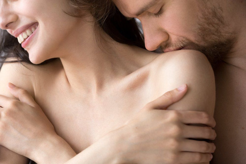 Yer: İstanbul! Lise öğretmeni porno film yıldızı çıktı: Skandal olay duyan veliler ayaklandı - Resim: 2