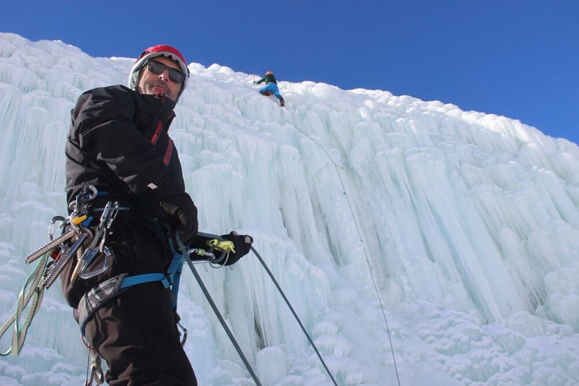 Türkiye’nin ilk yapay buz parkında adrenalin dolu anlar nefes kesti! Erzurum'da bu yıl bir ilk oldu - Resim: 4