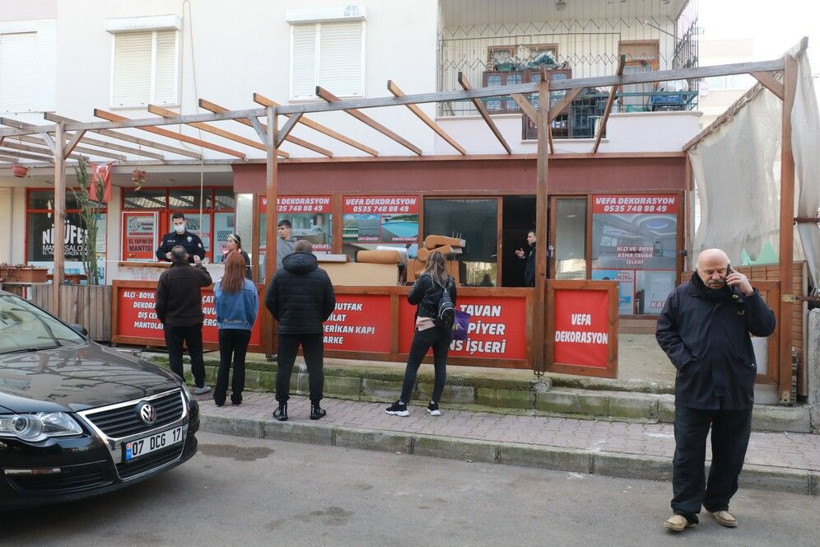 Antalya'da acılı annenin dünyası başına yıkıldı! Feryatları yürek dağladı: Gözyaşlarına boğuldu - Resim: 2