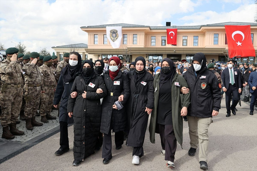 Özel Harekat Müdürü Hayrettin Eren'in cenaze töreni! Cumhurbaşkanı Erdoğan da namaza katıldı - Resim: 3