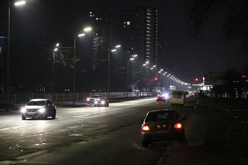 Ukrayna'da sıkıyönetim ilan edildi! Patlamaların ardından sirenlerin çaldığı Kiev'den kaçış başladı - Resim: 2