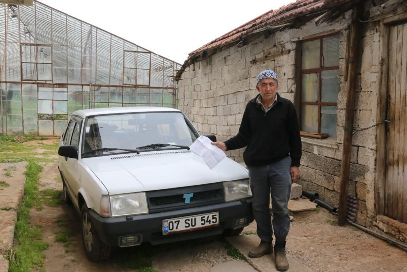 Antalya'da eve gelen kağıtlar canından bezdirdi! Adım bile atmadığı İstanbul'dan her hafta geliyor - Resim: 1