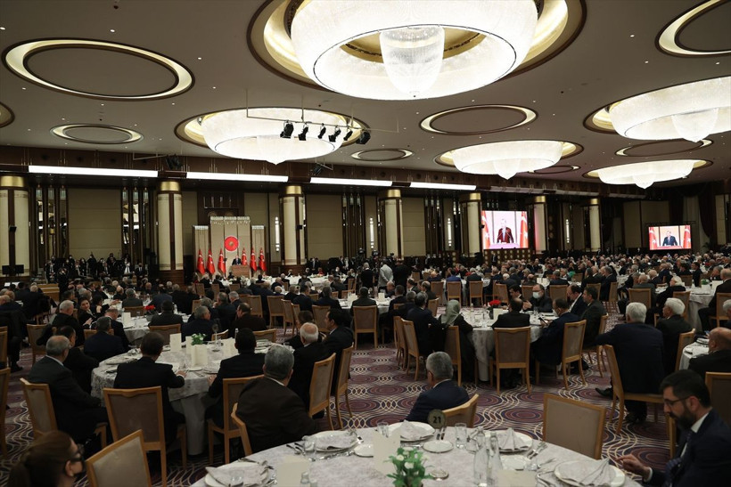 Cumhurbaşkanı Erdoğan'ın eski AK Parti milletvekillerine verdiği yemekte neler yenildi? Hangi müzikler dinlendi? - Resim: 4