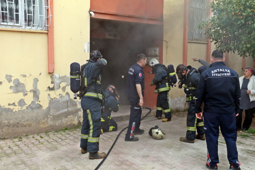 Büyük korkuya kapıldı! Ankara'da gözyaşlarına boğulan küçük çocuk balkonda dua etti: Kapıyı açık bırakınca... - Resim: 4