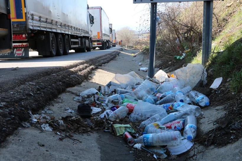 Uyumaya cesaret edemiyorlar Edirne'de nöbetteler 20 kilometreye ulaştı! - Resim: 4