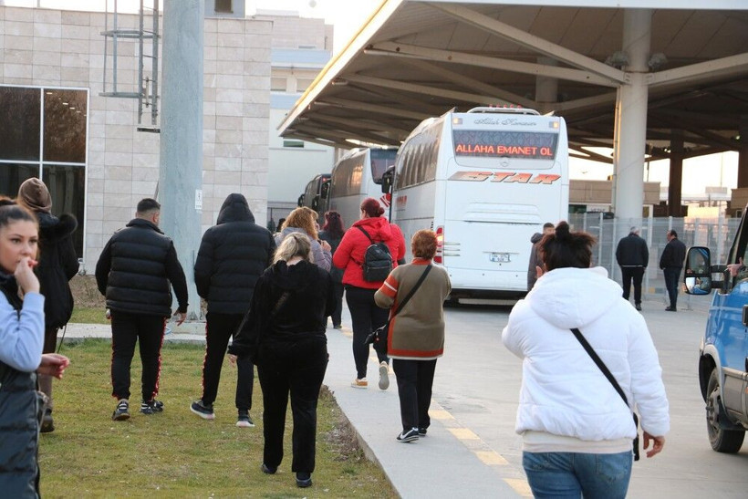 Zamlar Bulgarları da vurdu! Edirne'de dönüşü metrelerce kuyruk oluştu: Eskiden daha uygundu - Resim: 4