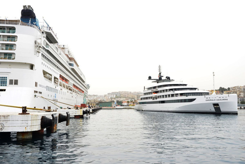 Kuşadası'na iki dev yanaştı! Gemilerden inen 1114 yolcu... - Resim: 4