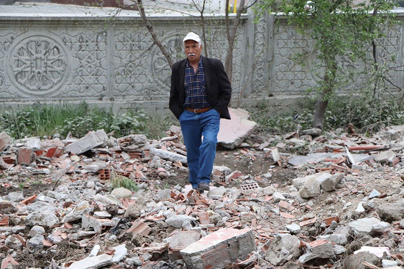 Fıkra değil gerçek Samsun'da adresi karıştıran kepçeci yanlış binayı yıkıp bir de para istedi - Resim: 2