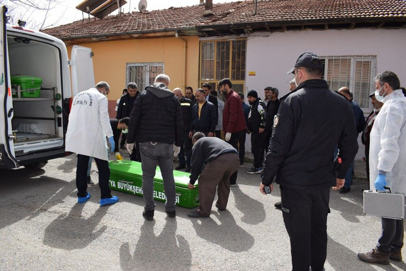 Malatya'da pencereden bakan enişte hayatının şokunu yaşadı! Odalara giren ekipler şaştı kaldı - Resim: 1