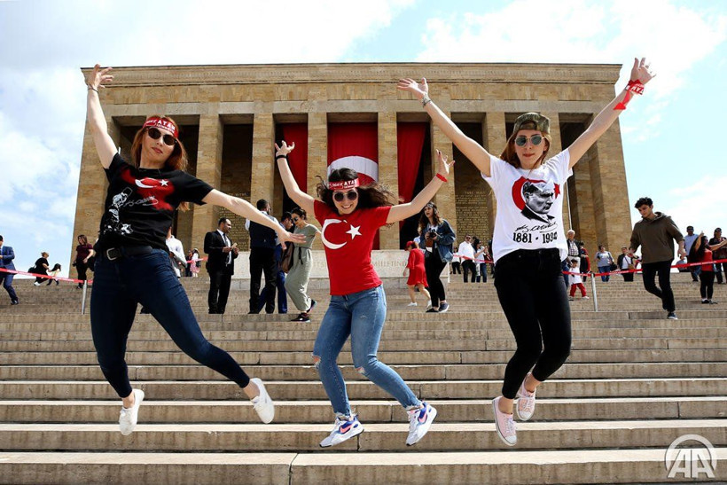 Z Kuşağı anketinden şok sonuçlar! En büyük şok Ekrem İmamoğlu ve Meral Akşener'e! Cübbeli Ahmet de çok kızacak - Resim: 2