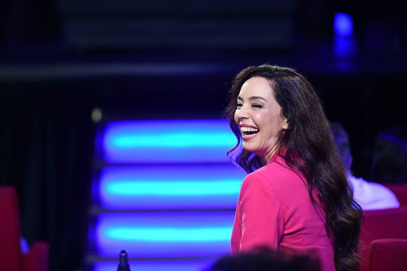 Onlarca icra dosyası çıkınca şaşkına dönen Azra Akın sessizliğini bozdu: İyi niyetimin kurbanı oldum - Resim: 4