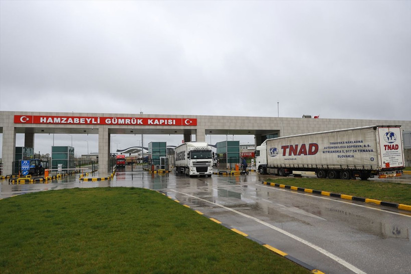 Bulgaristan cevap veremedi Hamzabeyli Sınır Kapısı'nda 20 kilometre TIR kuyruğu oluştu - Resim: 3
