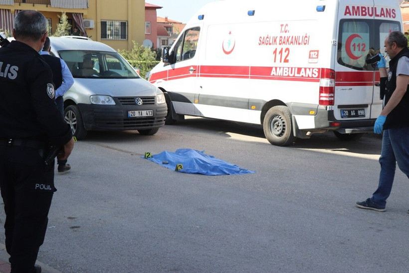 Denizli'de acı haberi alanın dünyası başına yıkıldı! Gözyaşları sel oldu: Yürek yakan detay ortaya çıktı - Resim: 2