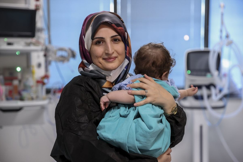 Annesi 16 aylık Galya bebeği hastanede bırakıp kaçtı! Her yeri yanmıştı - Resim: 2