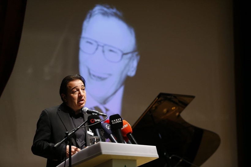 Fazıl Say babasının cenaze töreninde piyano çaldı! Ekrem İmamoğlu detayı şaşırttı - Resim: 3