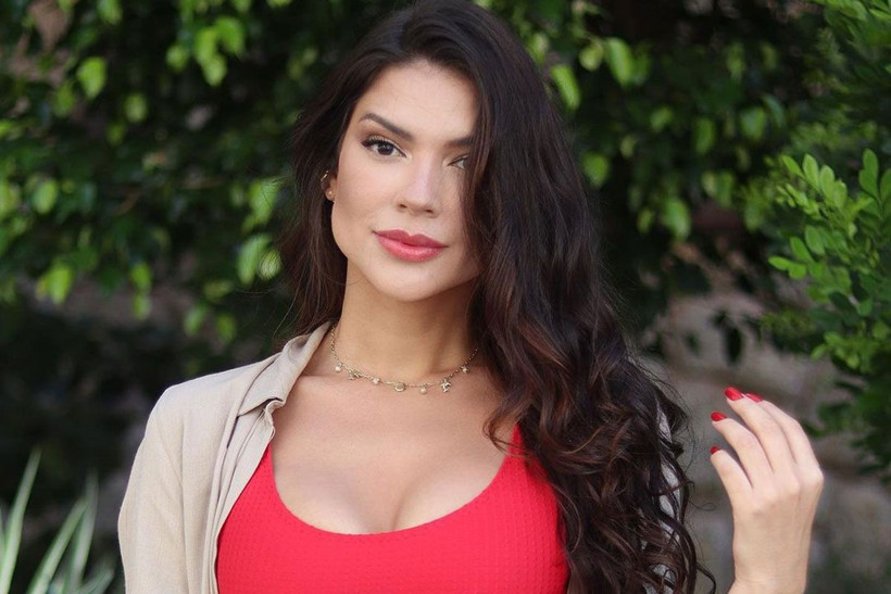 Bademcik ameliyatı olan güzellik kraliçesi hayatını kaybetti - Resim: 3