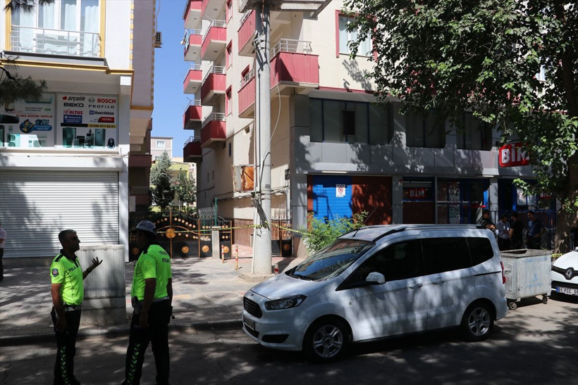 Batman'da sesi duyan vatandaşlar telefona sarıldı! Feci halde bulundular - Resim: 2