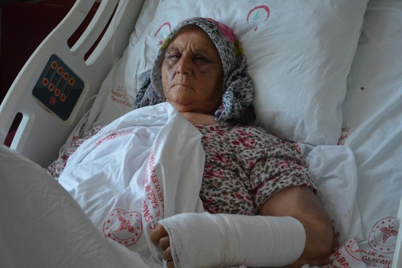 Olmaz olsun böyle evlat! İki saat boyunca işkence etti, anne ve babasını bu hale getirdi - Resim: 2