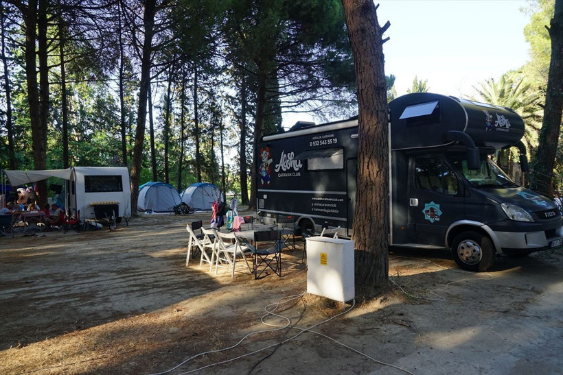 Kurban Bayramı için çadır ve karavana talep rekor kırıyor! Otel tatillerine ekonomi yetmedi - Resim: 2