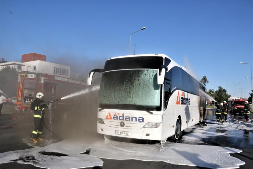 Antalya’da otogara yolcu almaya giden otobüs alev alev yandı - Resim: 3