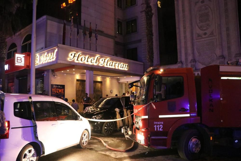 Ünlülerin düğüne katıldığı otelde yangın çıktı - Resim: 1