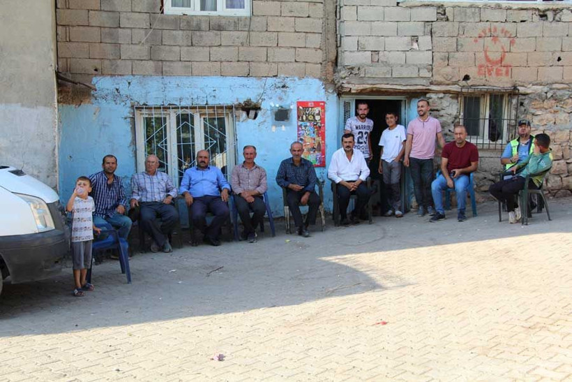 Köy halkı iki haftadır geceleri yer altından gelen seslerden tedirgin! Korkudan uyuyamayan halk nöbet tutuyor - Resim: 3