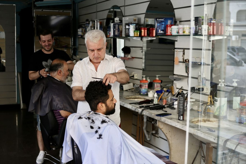 Konsolosluk defalarca aradı reddetti Türk berber diğerlerinden çok farklı - Resim: 2