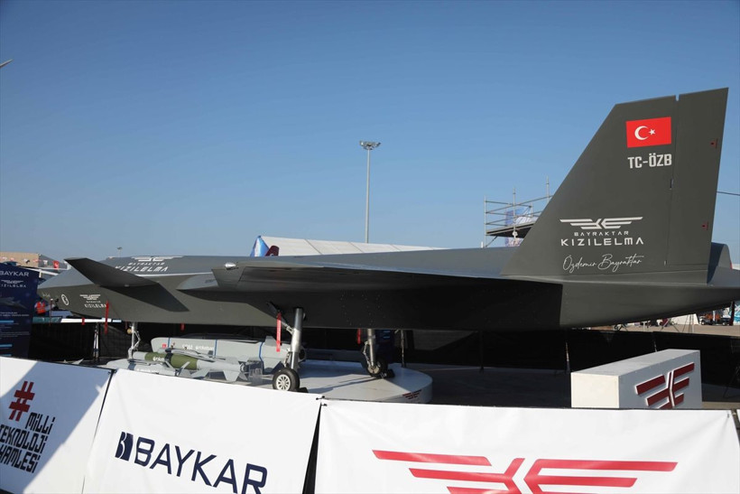 Bayraktar Kızılelma ilk kez sergilendi görenler hayran kaldı festivalin ilgi odağı oldu - Resim: 2