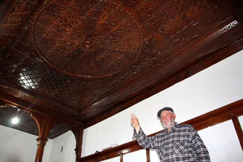 Sivas'ta dışarıdan sıradan görünen eve girenler gözlerine inanamıyor - Resim: 2